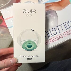 Elvie Pump Spout and Valve Kit - Mint Green